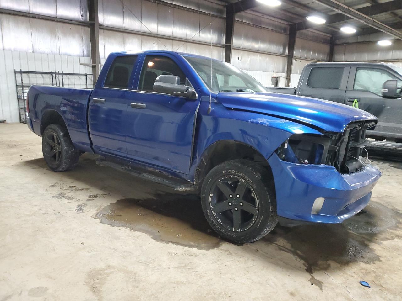 2015 RAM 1500 - Image 4