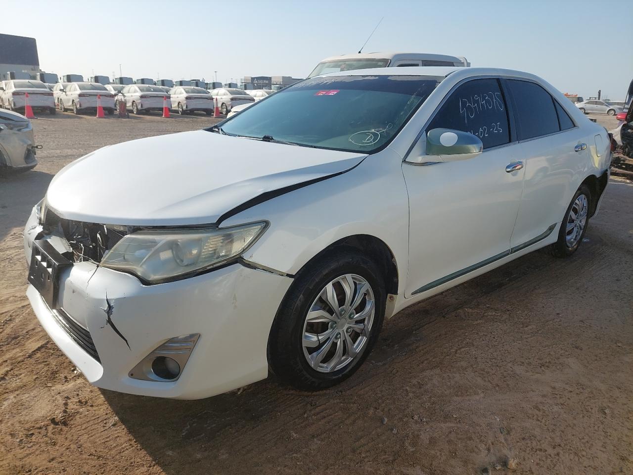 6T1BF9FK3EX504075 - 2014 Toyota Camry L - #43494375