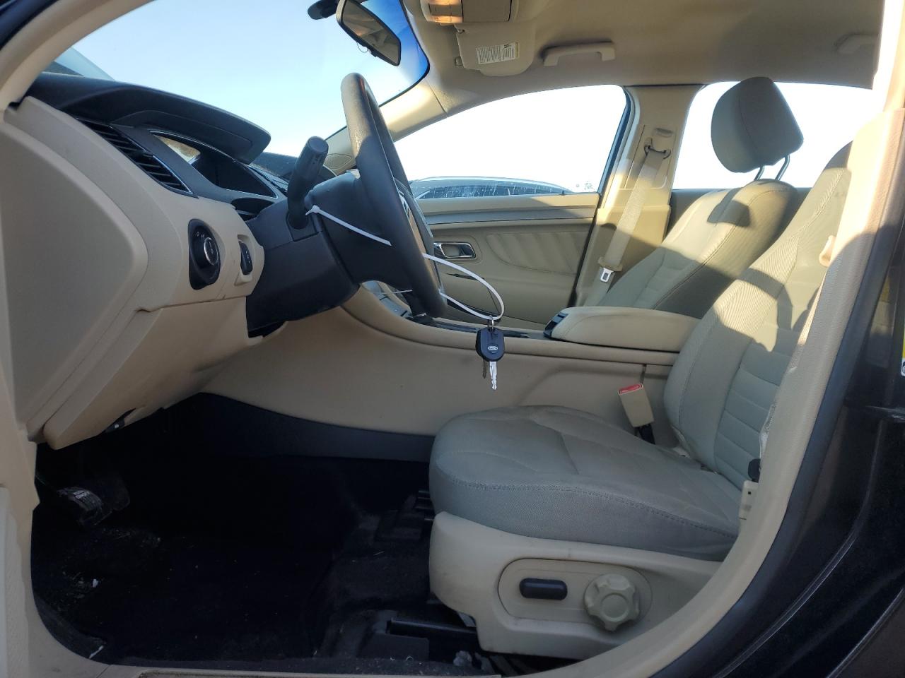 2013 Ford Taurus - Image 7
