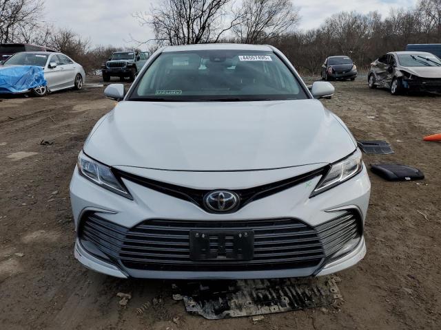  TOYOTA CAMRY 2023 Biały