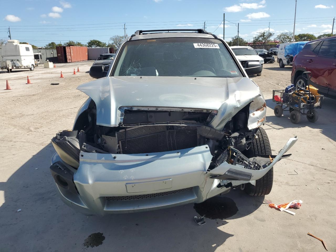 2005 Hyundai Tucson - Image 5