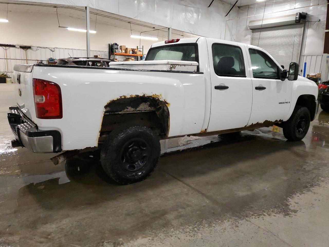 2008 Chevrolet Silverado - Image 3