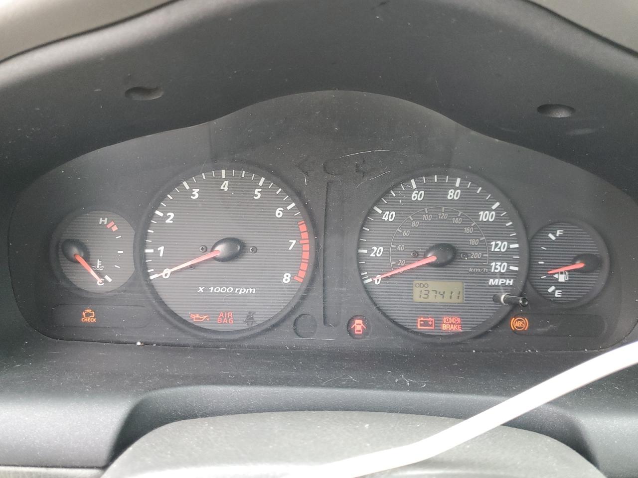 2004 Hyundai Santa Fe - Image 9