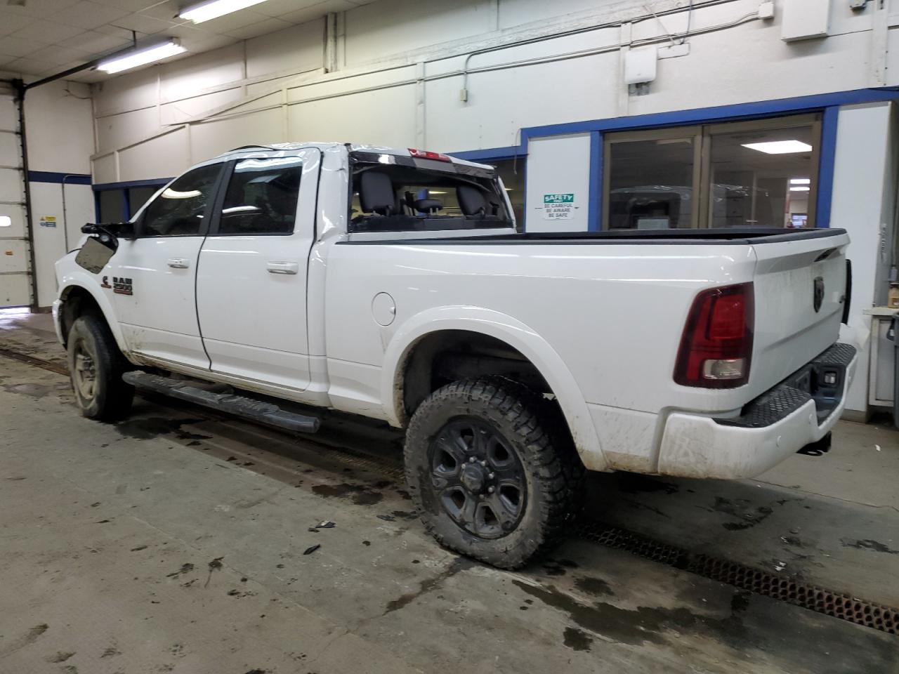 2017 RAM 2500 - Image 2