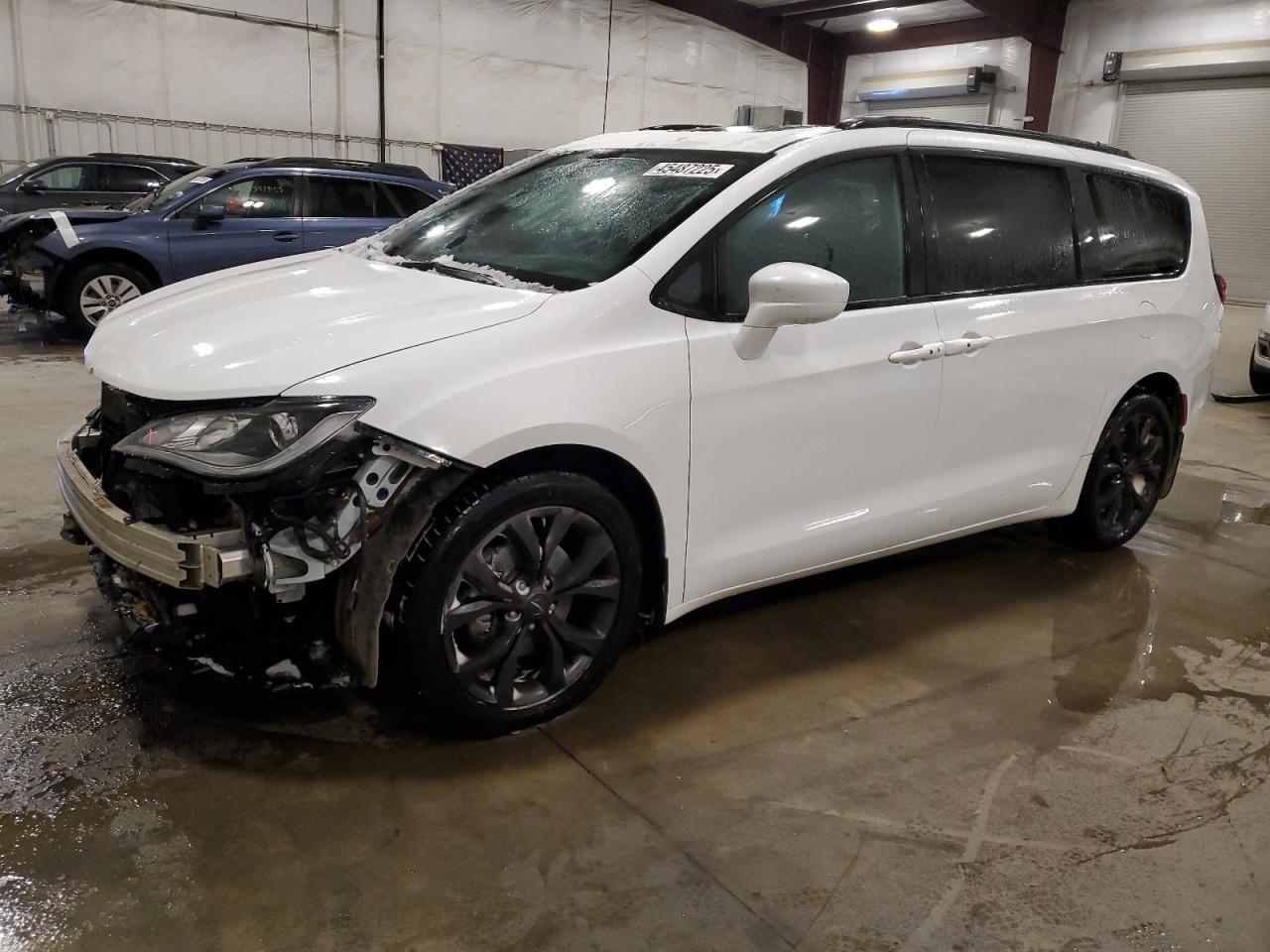 2019 Chrysler Pacifica - Image 1