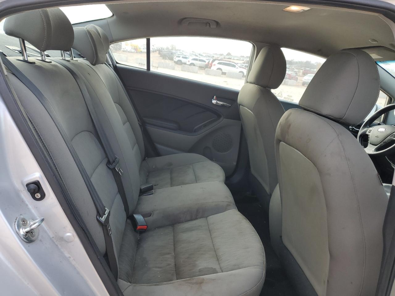2016 Kia Forte - Image 10