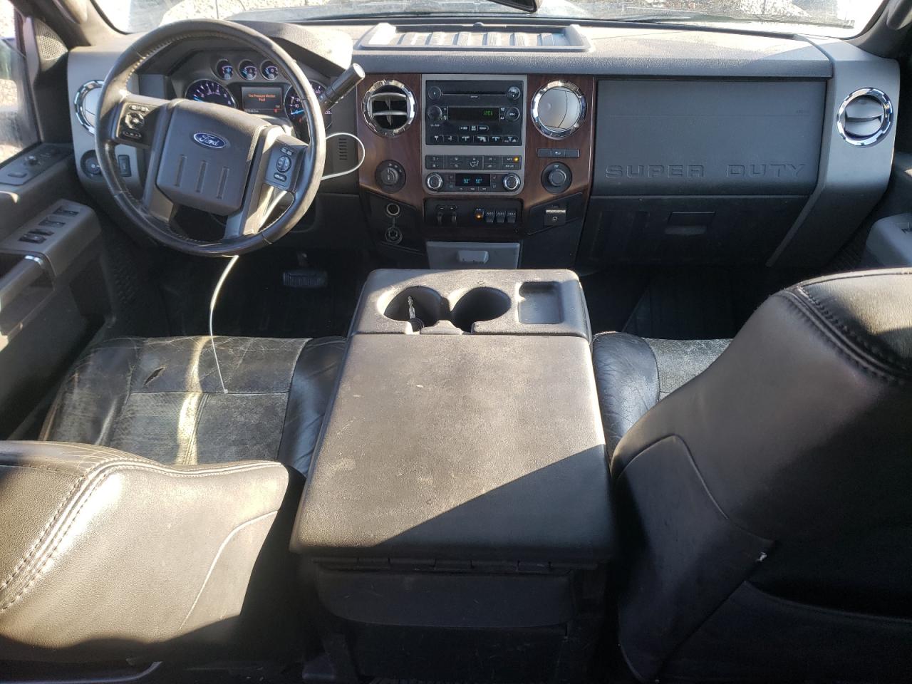 2011 Ford F350 - Image 8