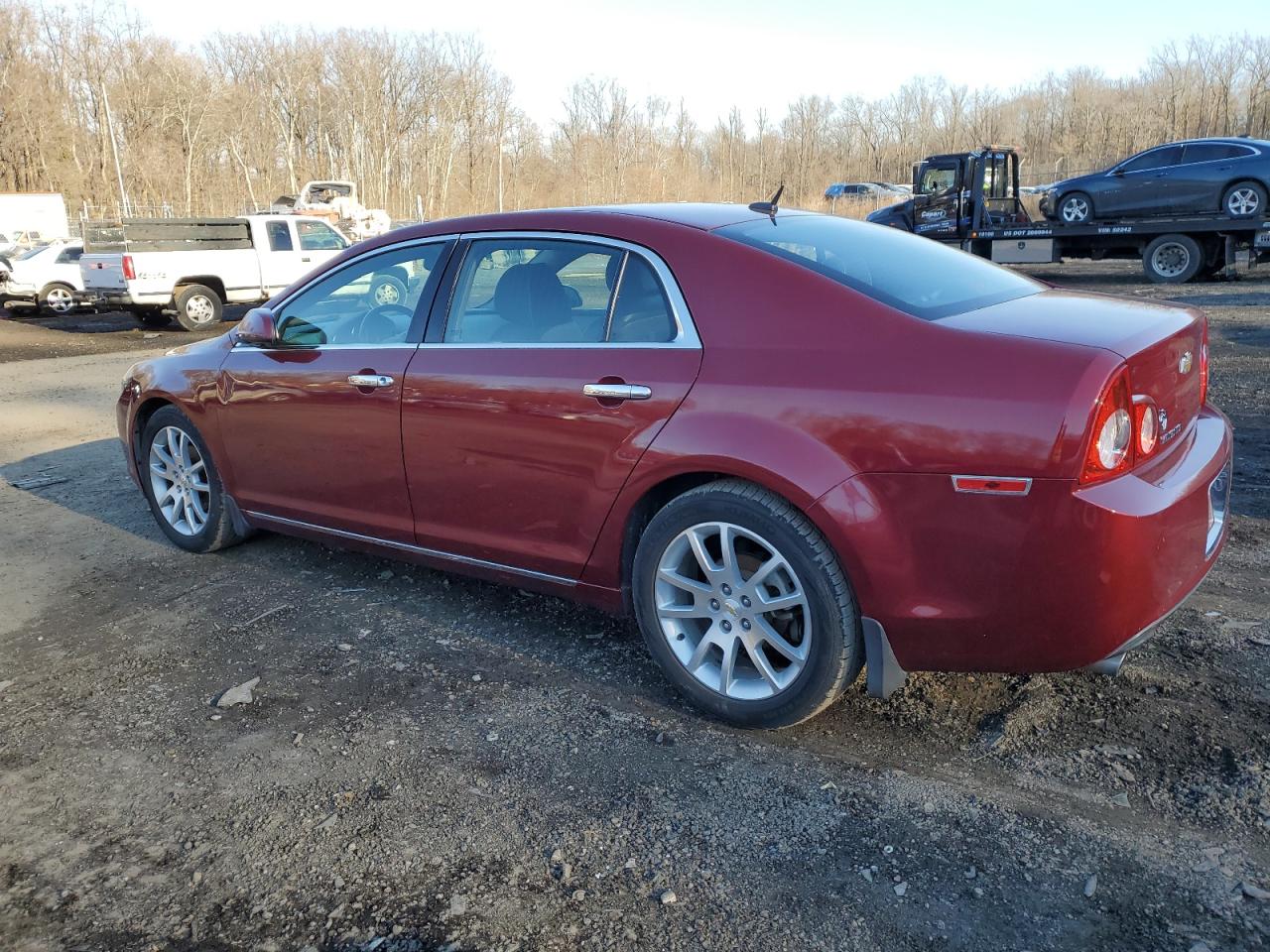2010 Chevrolet Malibu - Image 2