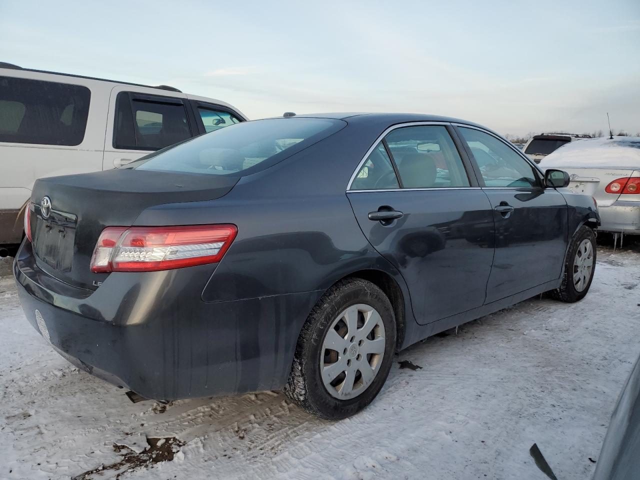 2011 Toyota Camry - Image 3