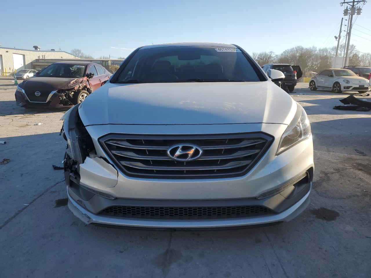 2017 Hyundai Sonata - Image 5