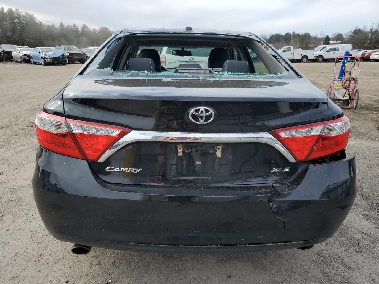 2016 Toyota Camry - Image 6