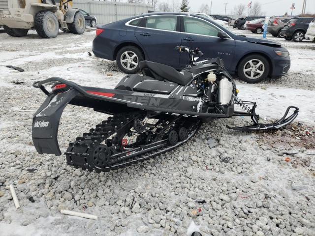 2019 SKIDOO SNOWBMOBIL