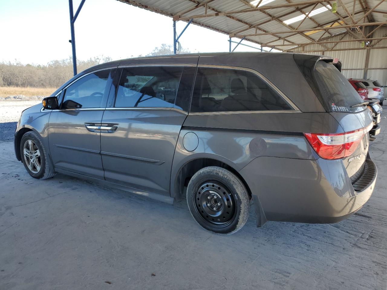 2013 Honda Odyssey - Image 2