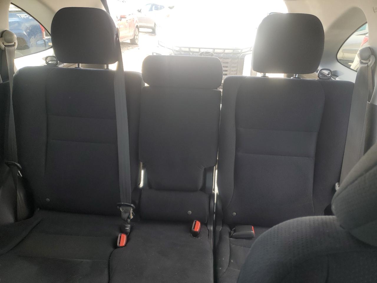 2011 Honda CR-V - Image 10