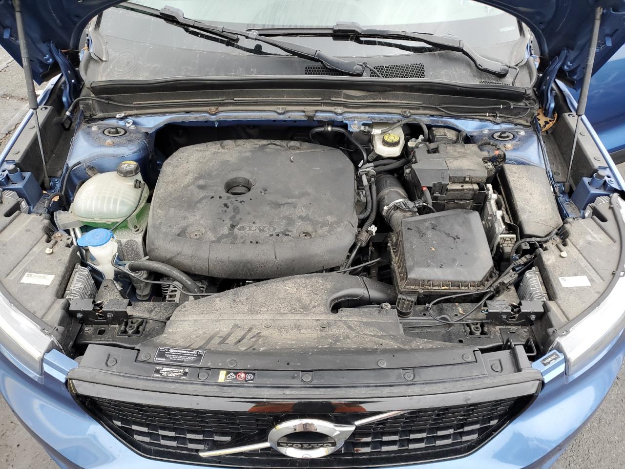 2019 Volvo Xc40 T5 R-Design VIN: YV4162UM6K2114715 Lot: 46955785