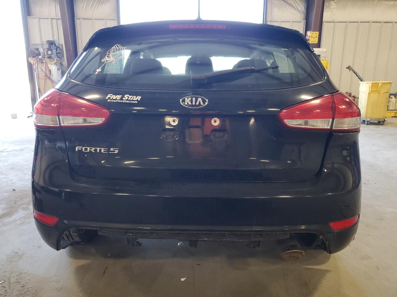 2018 Kia Forte - Image 6