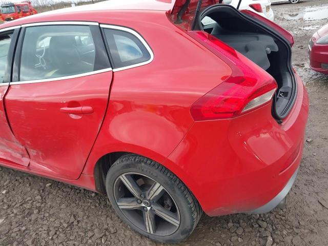 2016 VOLVO V40 R-DESI