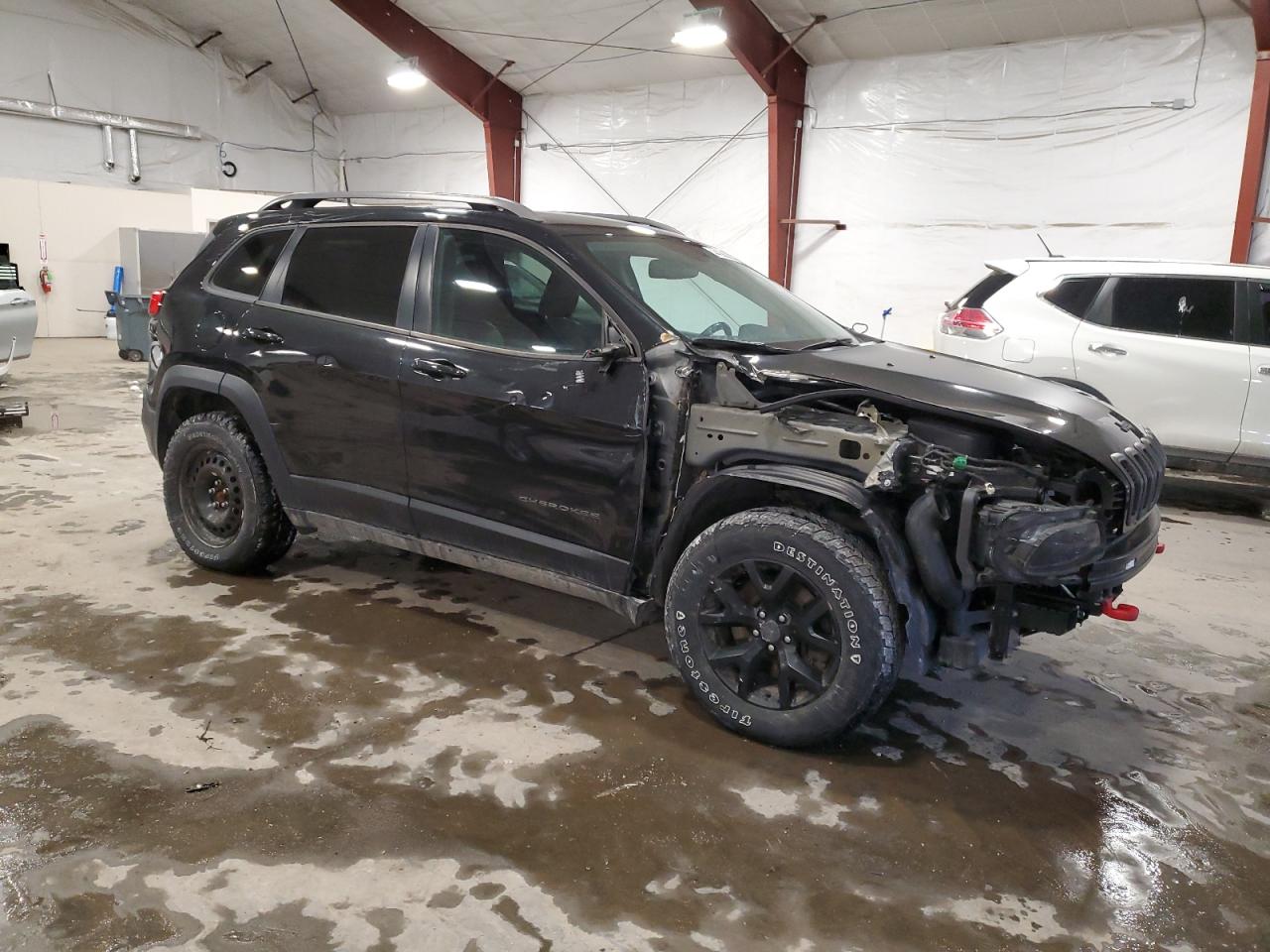 2016 Jeep Cherokee - Image 4