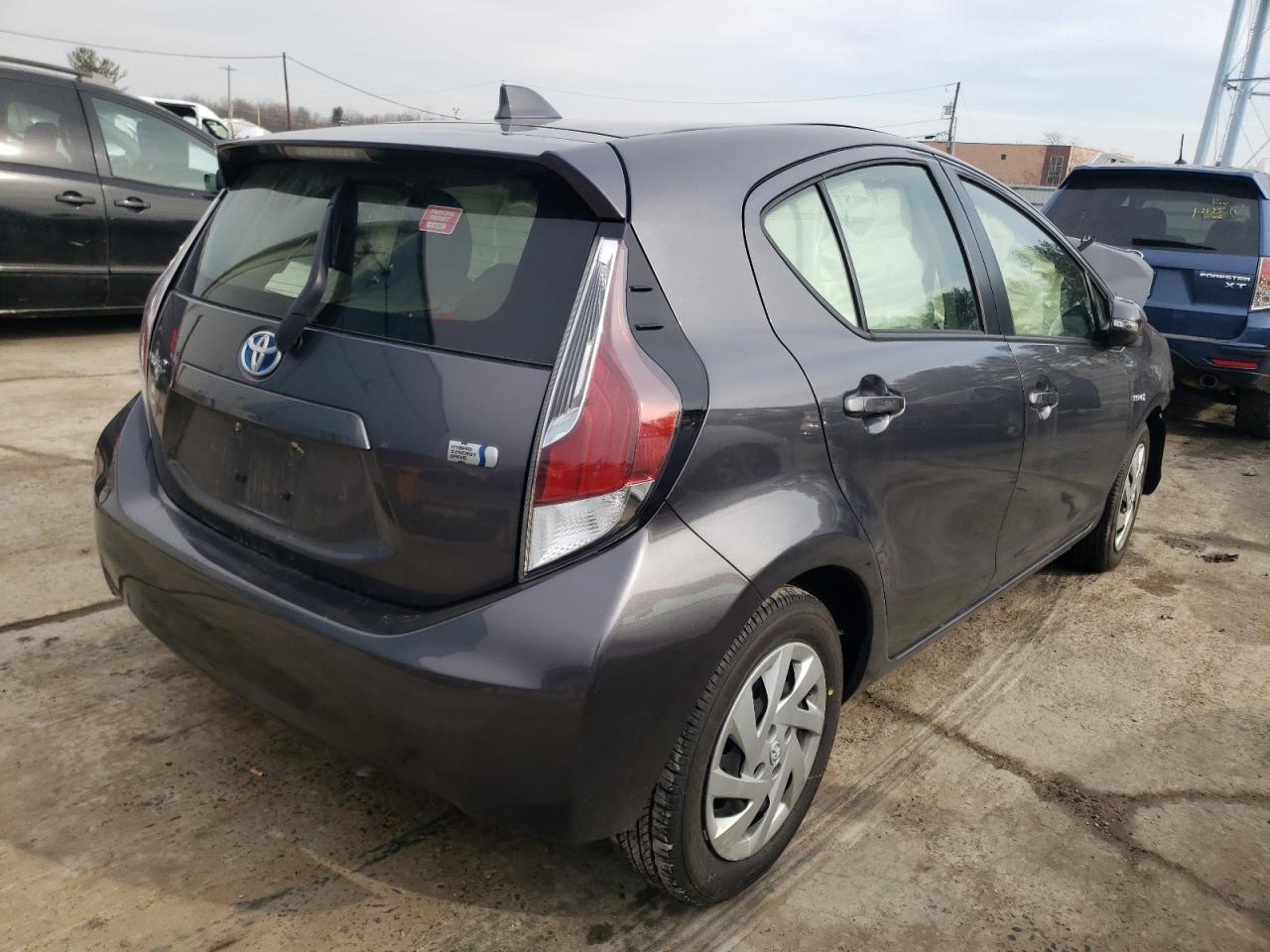 2015 Toyota Prius - Image 3