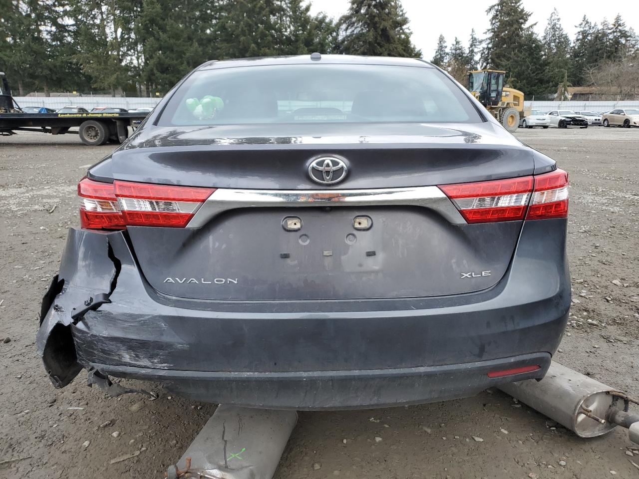 2013 Toyota Avalon - Image 6