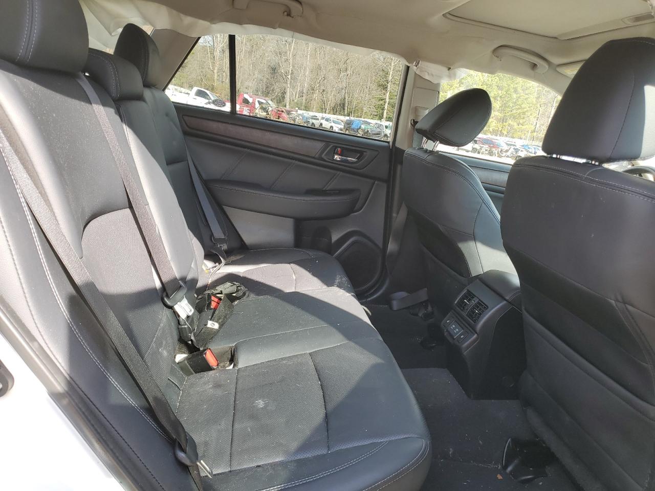 2019 Subaru Outback - Image 11