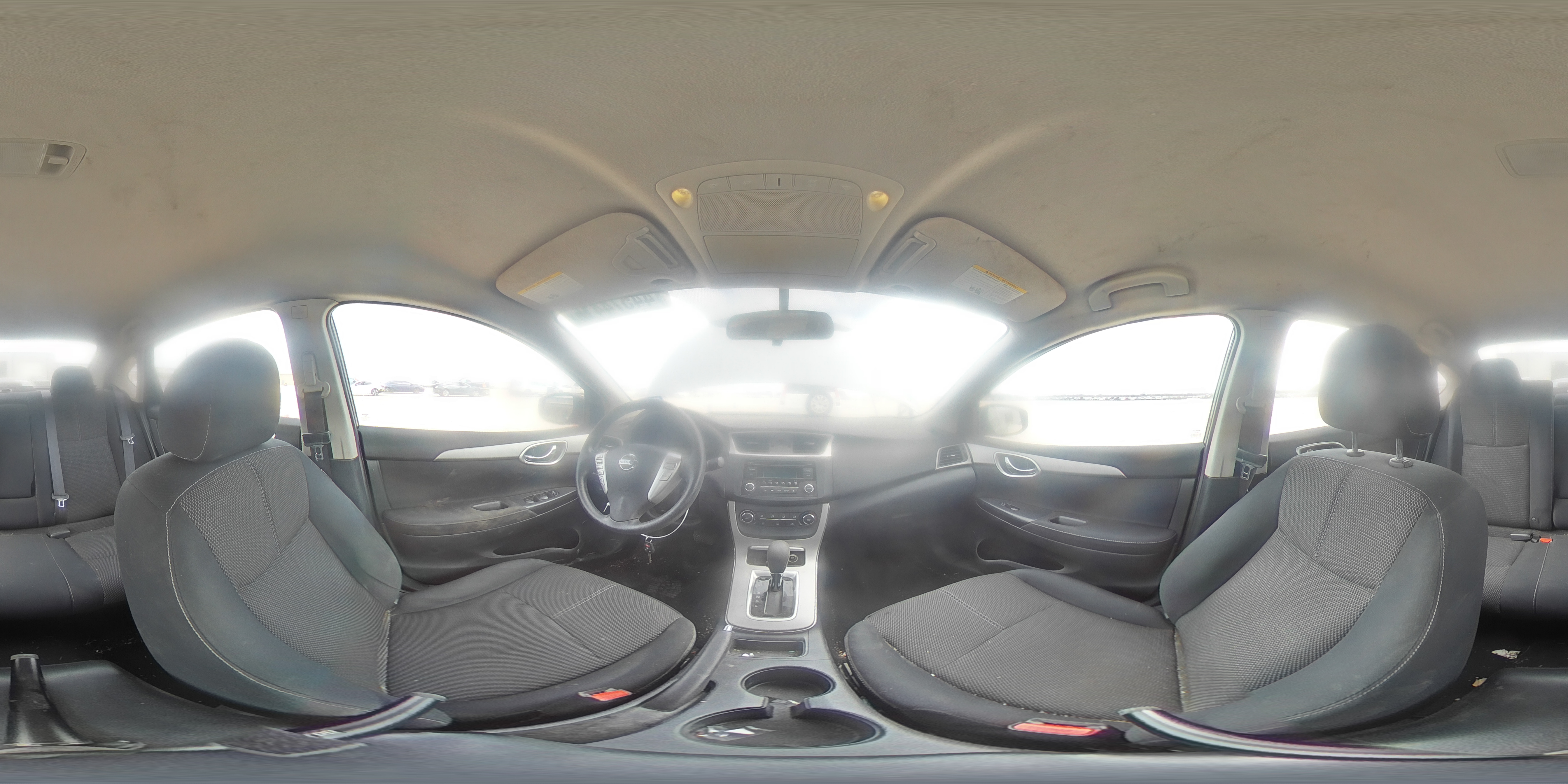2015 Nissan Sentra - Image 13
