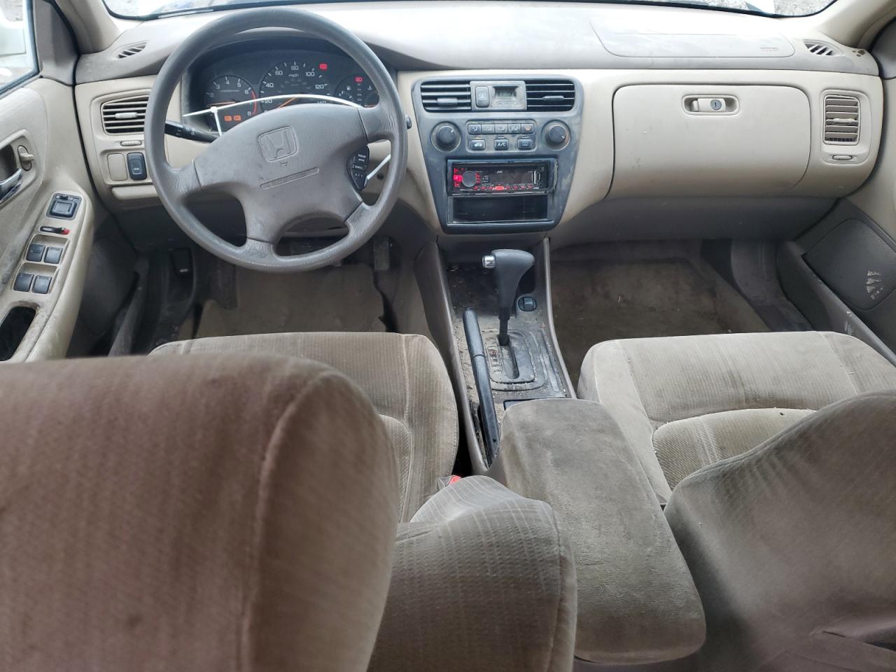 2000 Honda Accord - Image 8