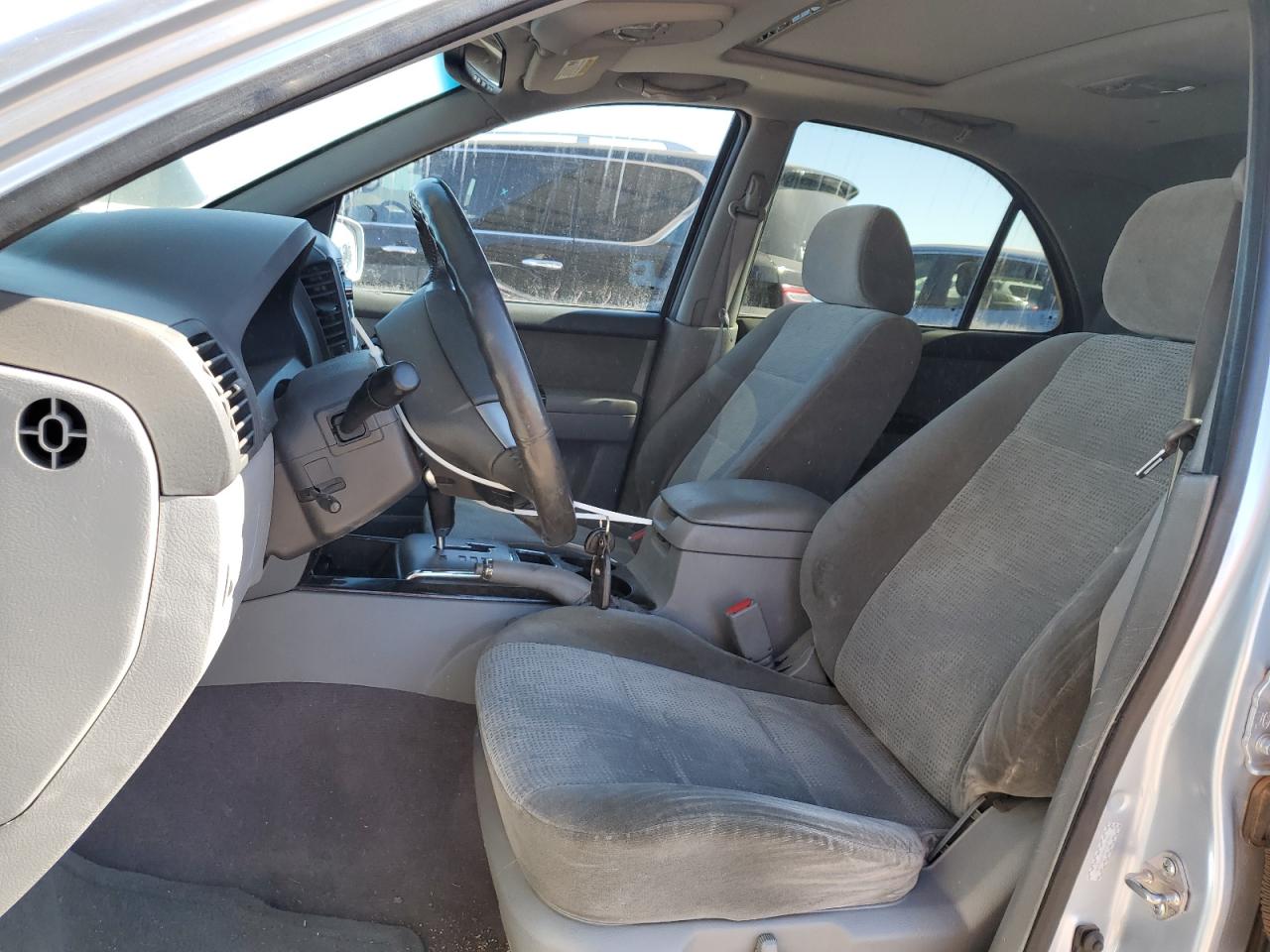 2008 Kia Sorento - Image 7