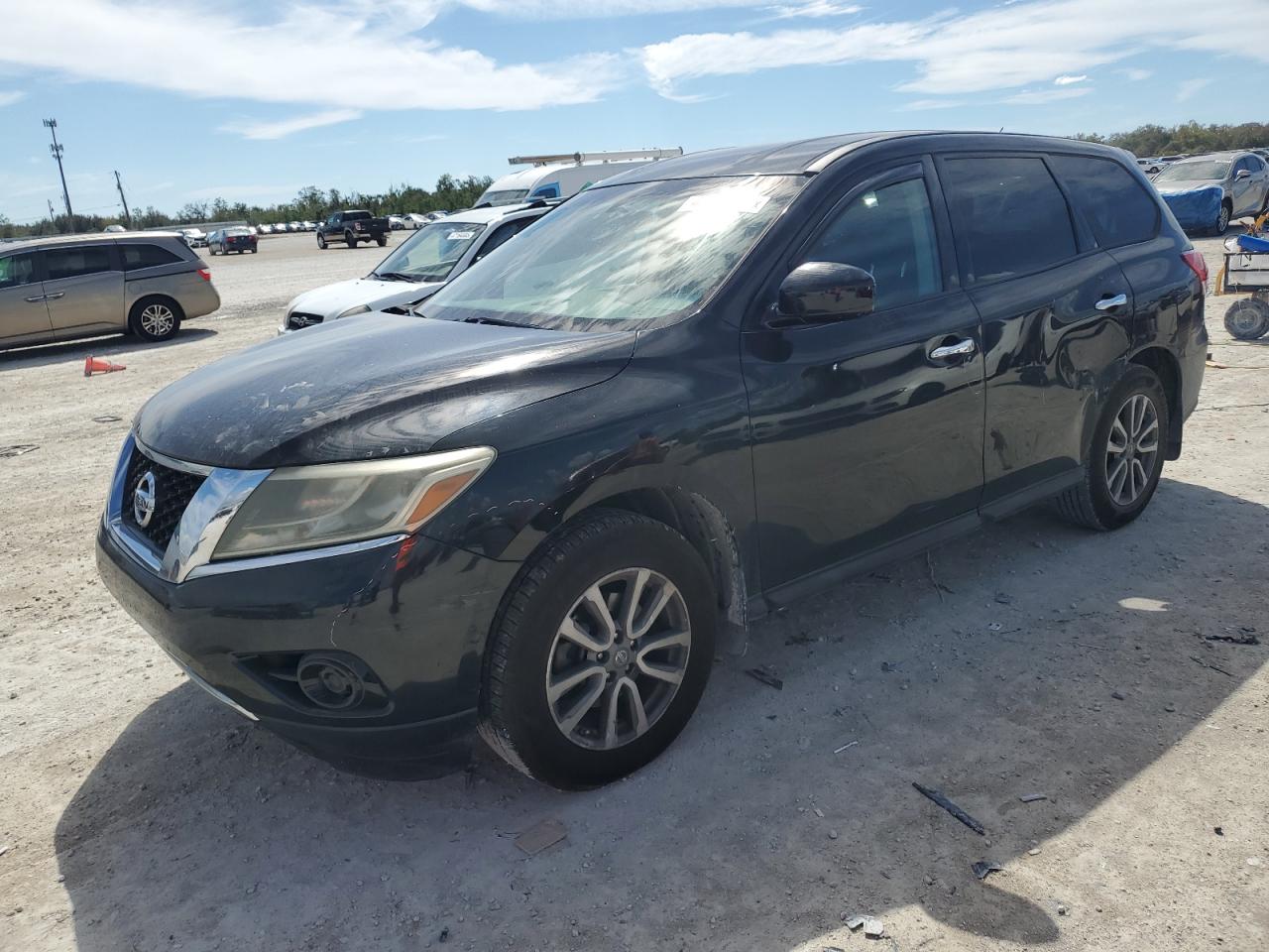 Arcadia, FL에서 판매 중인 2014 Nissan Pathfinder S - Side