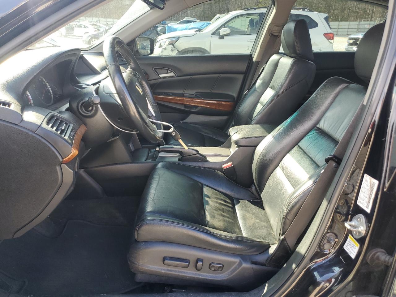 2012 Honda Accord - Image 7