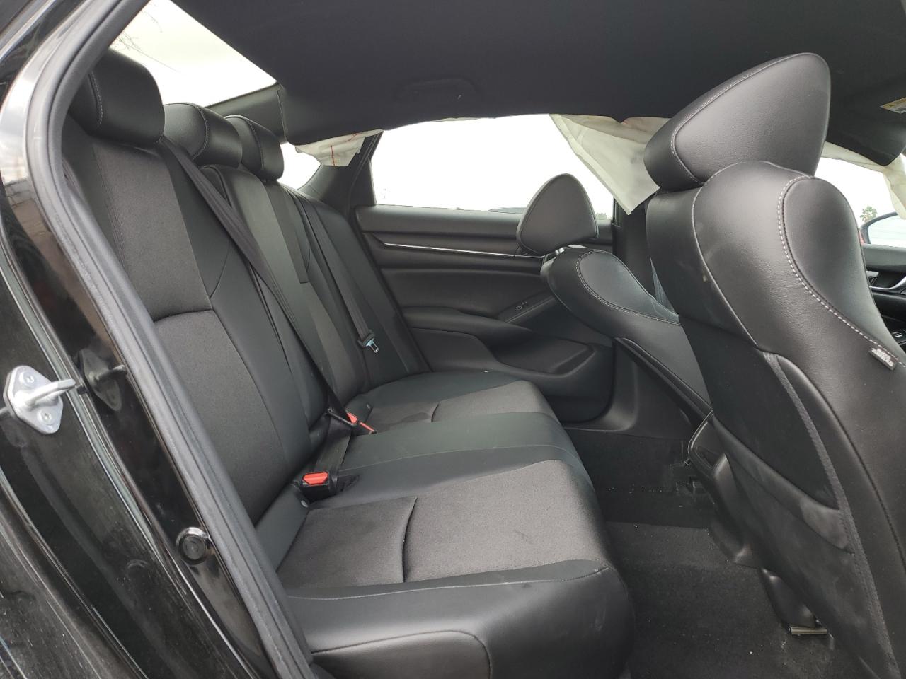 2021 Honda Accord - Image 10