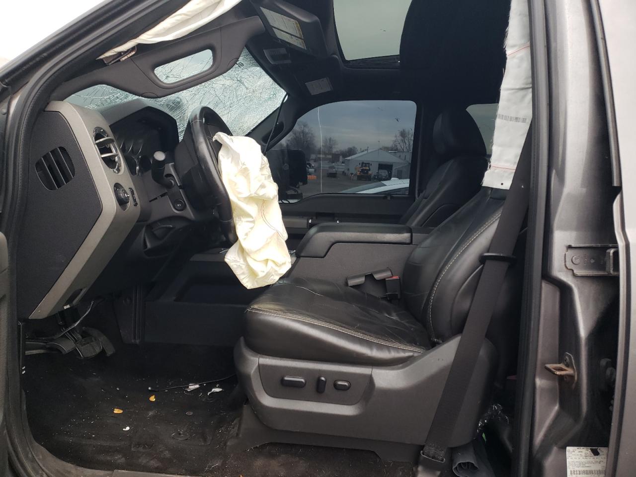 2011 Ford F250 - Image 7