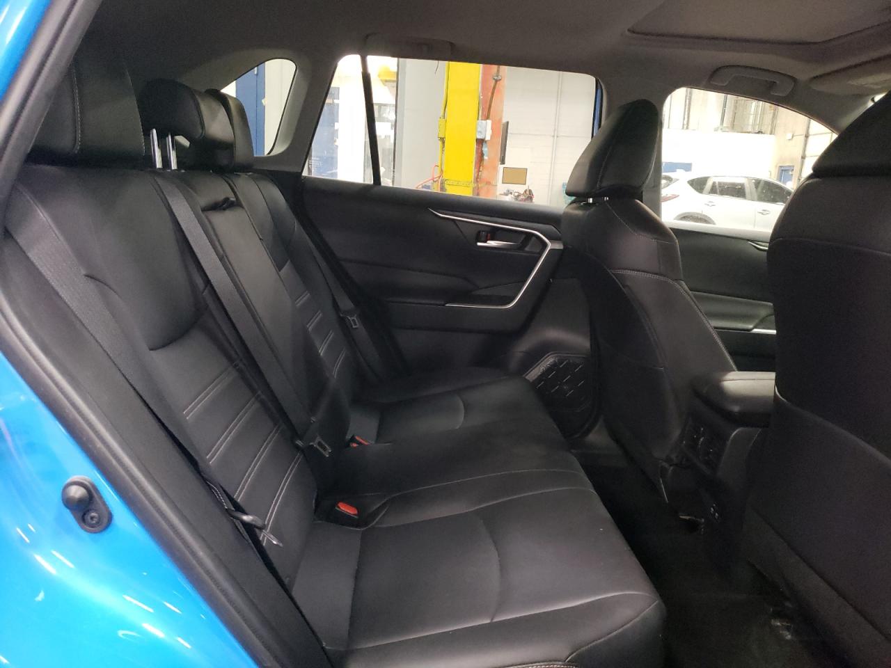 2019 Toyota RAV 4 - Image 11