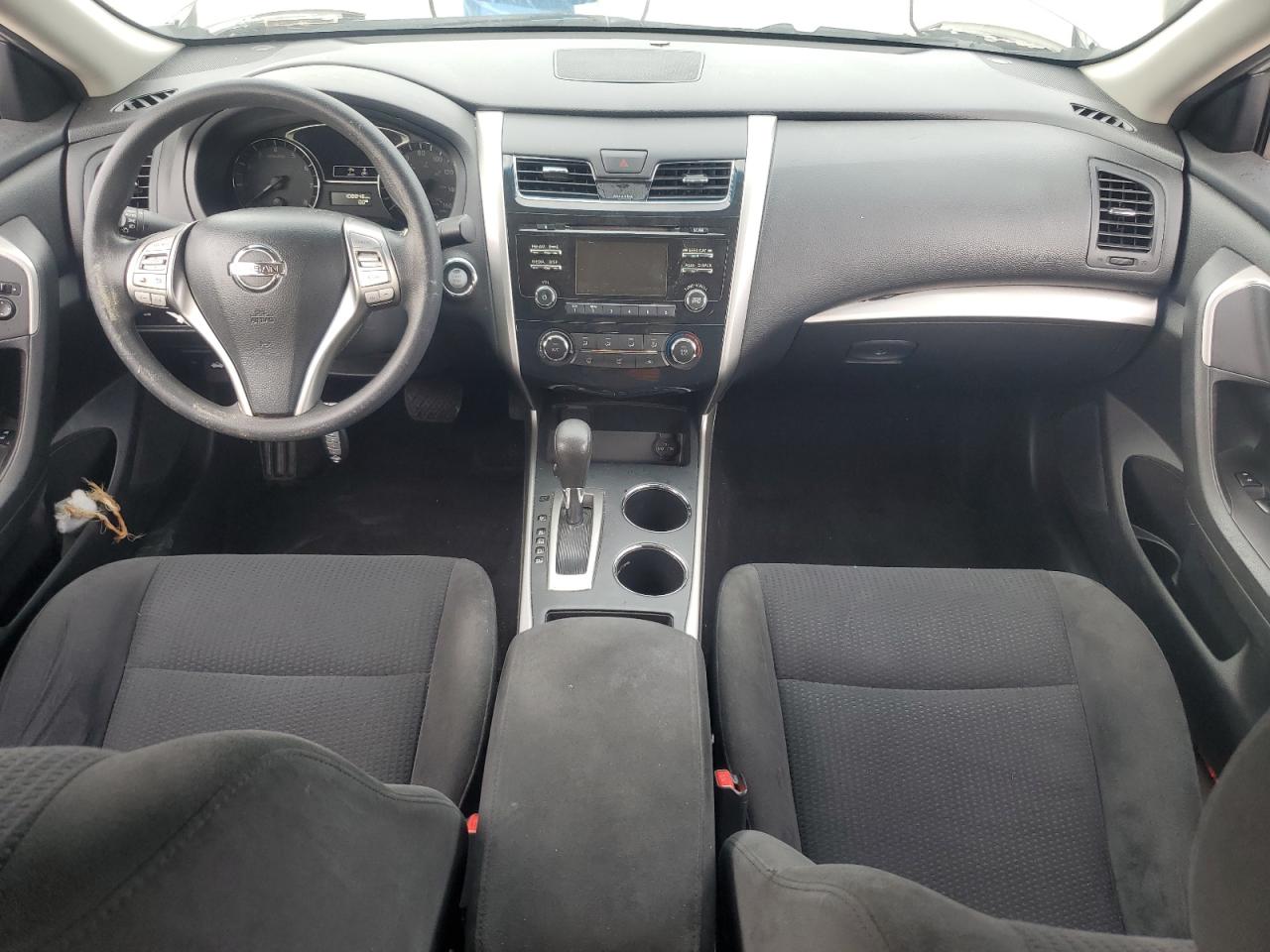 2015 Nissan Altima - Image 8