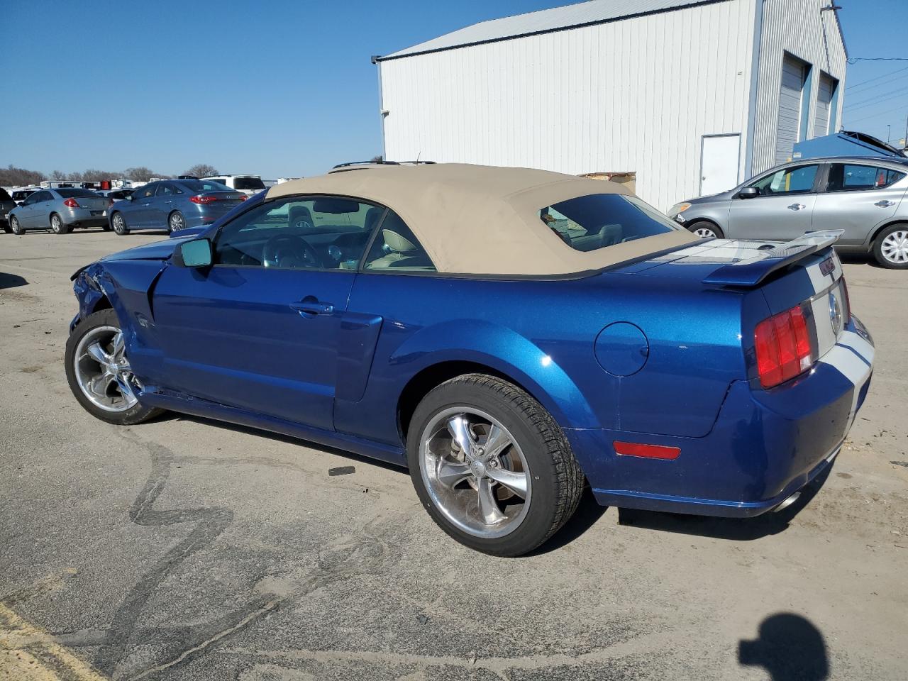 2008 Ford Mustang - Image 2