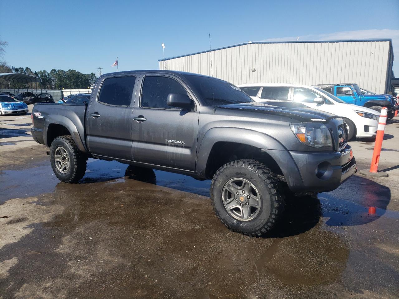 2010 Toyota Tacoma - Image 4