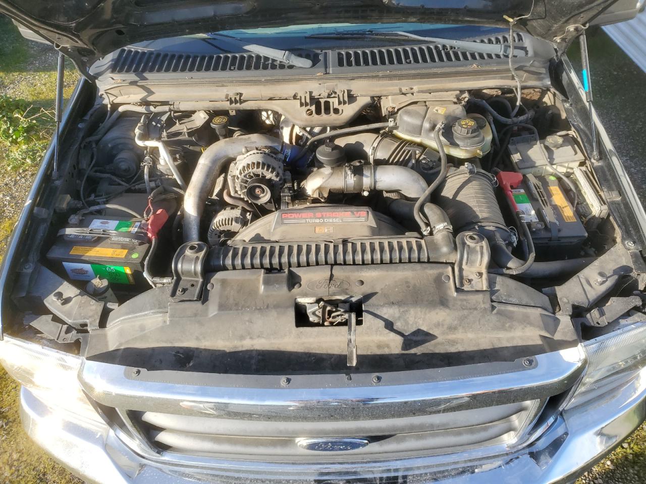 2003 Ford F350 - Image 12