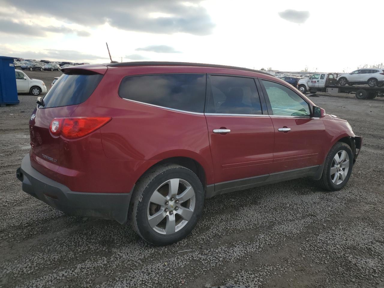 2012 Chevrolet Traverse - Image 3