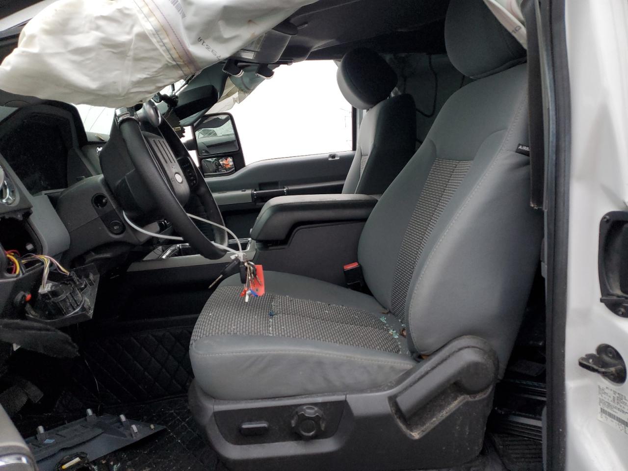 2013 Ford F250 - Image 7