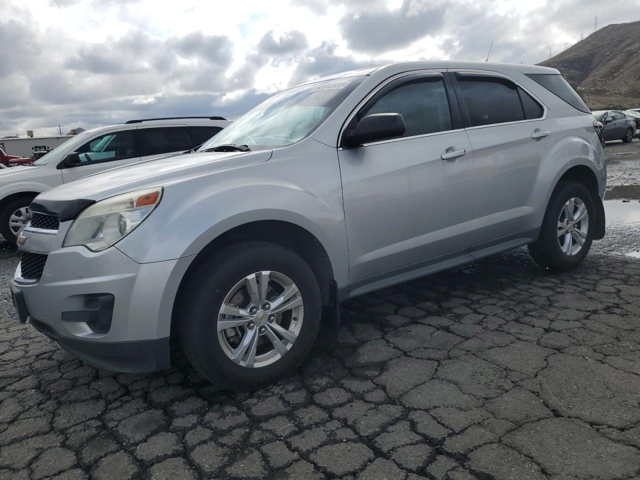 2011 Chevrolet Equinox Ls en Venta en Colton, CA - Rear End