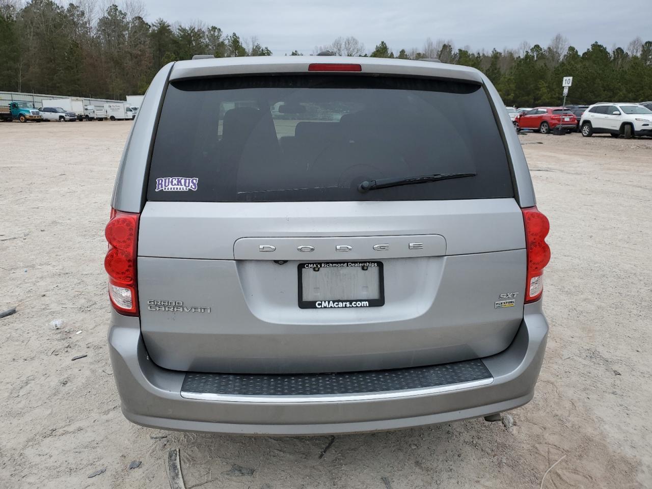 2019 Dodge Caravan - Image 6