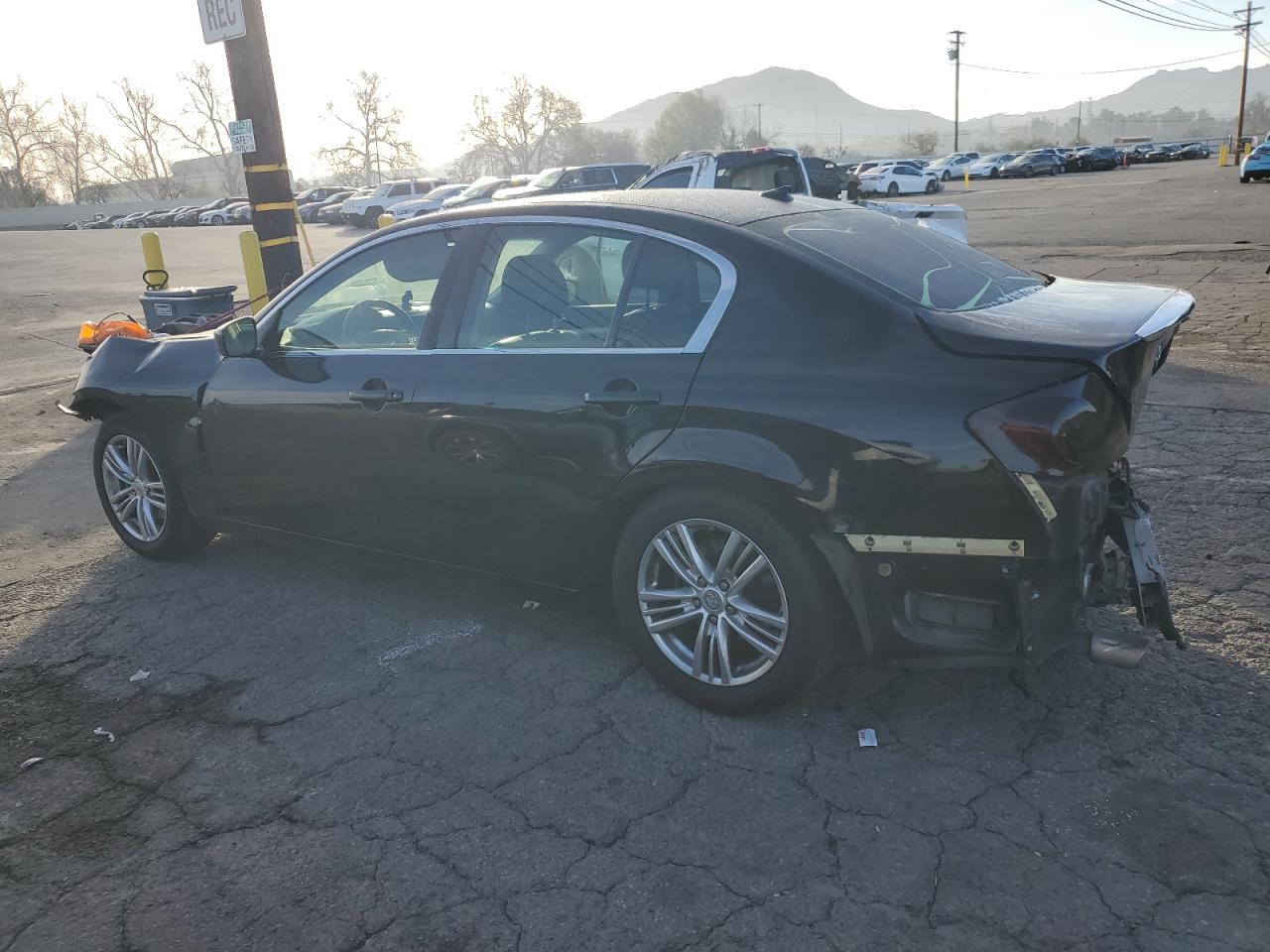 2013 Infiniti G - Image 2