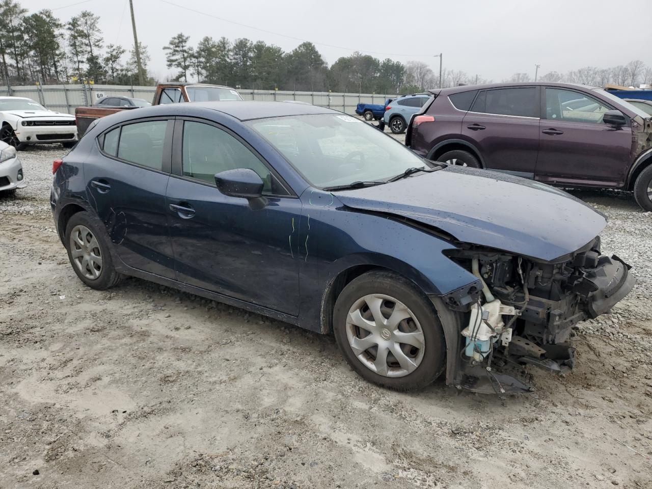 2015 Mazda 3 - Image 4