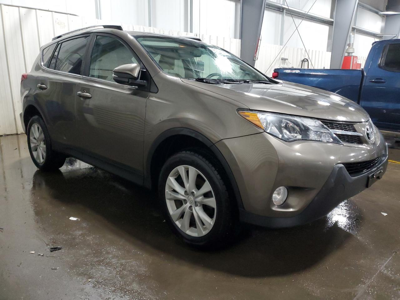 2015 Toyota RAV 4 - Image 4