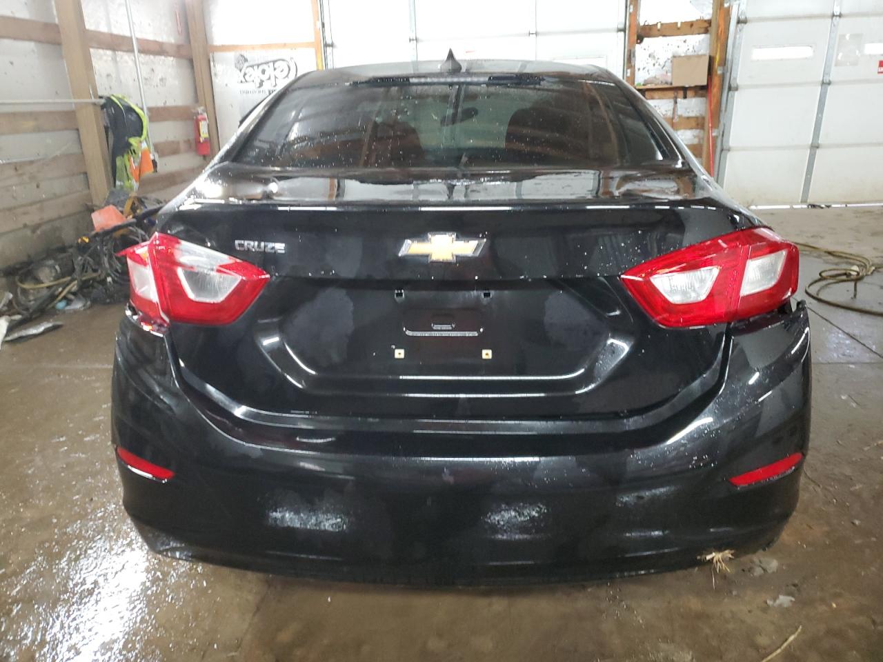 2017 Chevrolet Cruze - Image 6