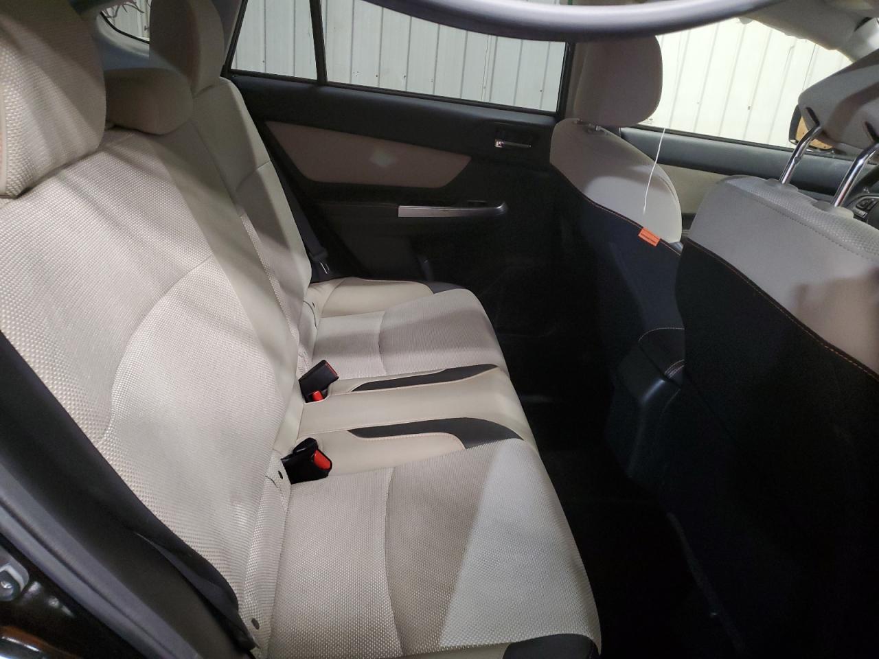 2016 Subaru XV - Image 10