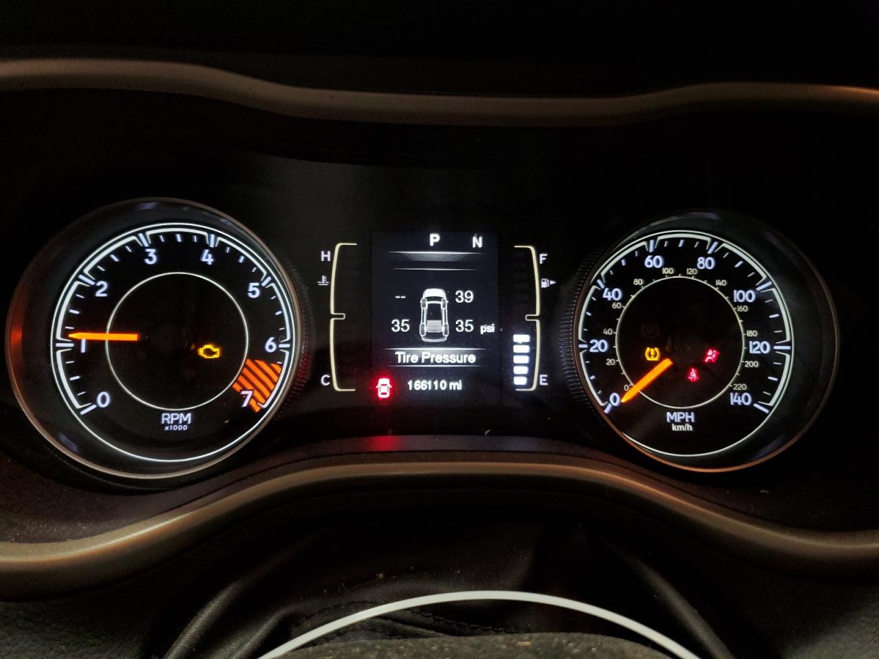2014 Jeep Grand Cherokee - Image 9
