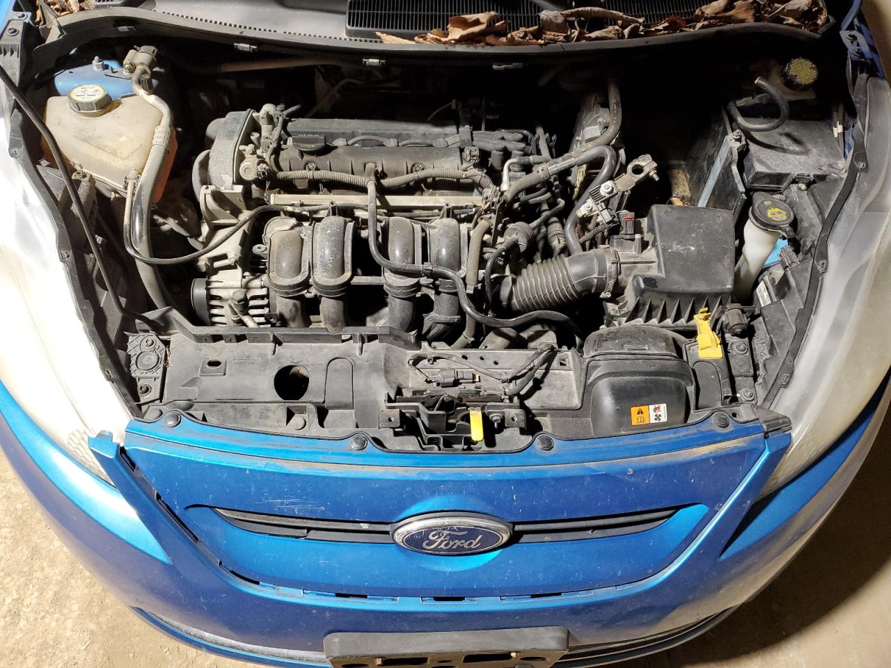2012 Ford Fiesta - Image 11