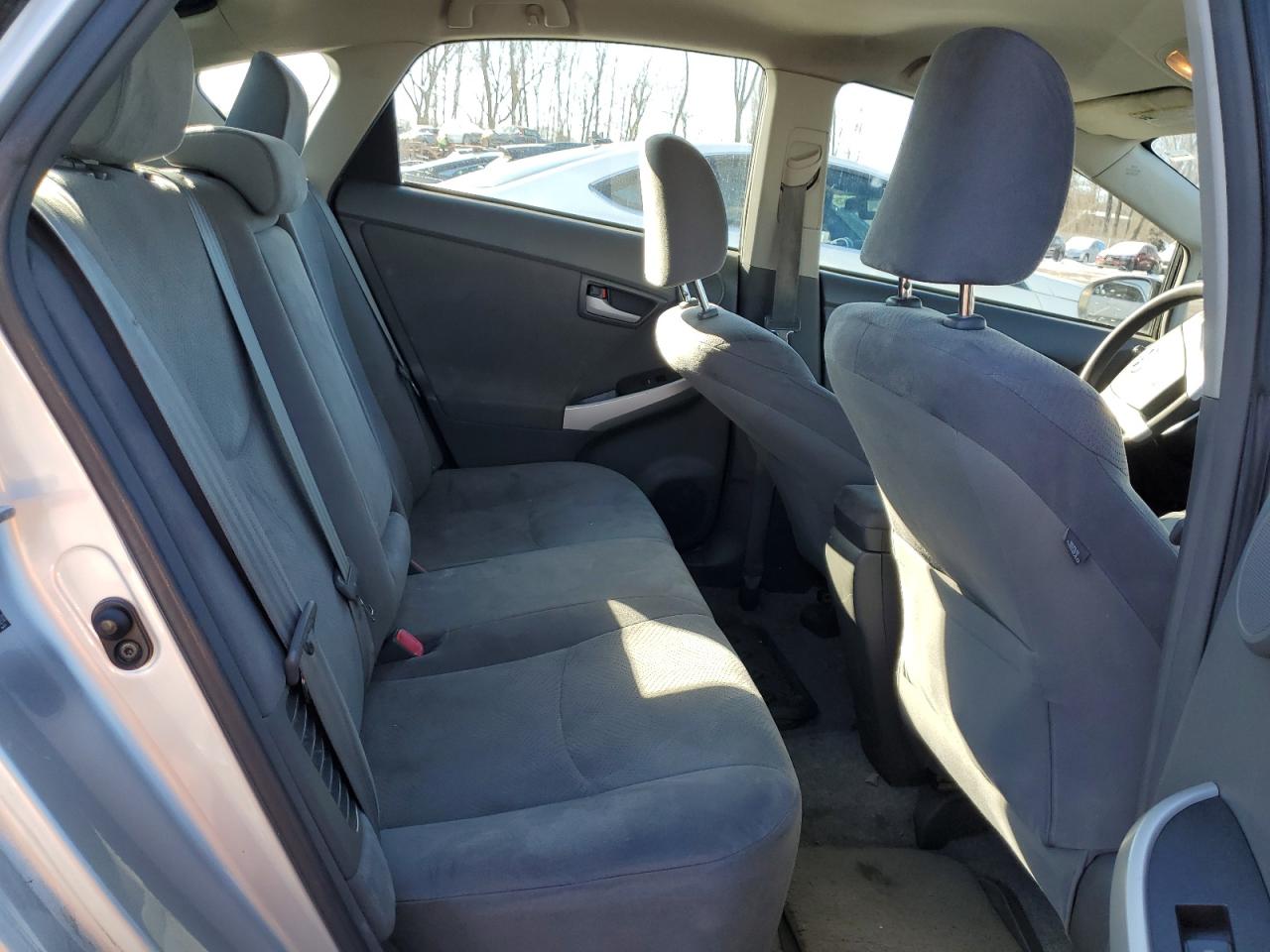 2010 Toyota Prius - Image 10