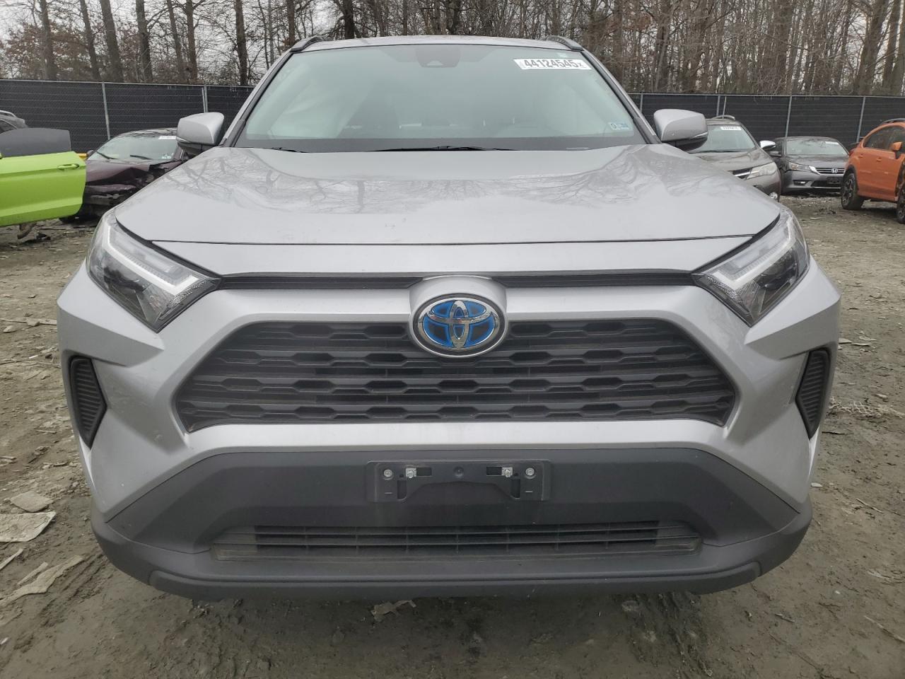 2022 Toyota RAV 4 - Image 5